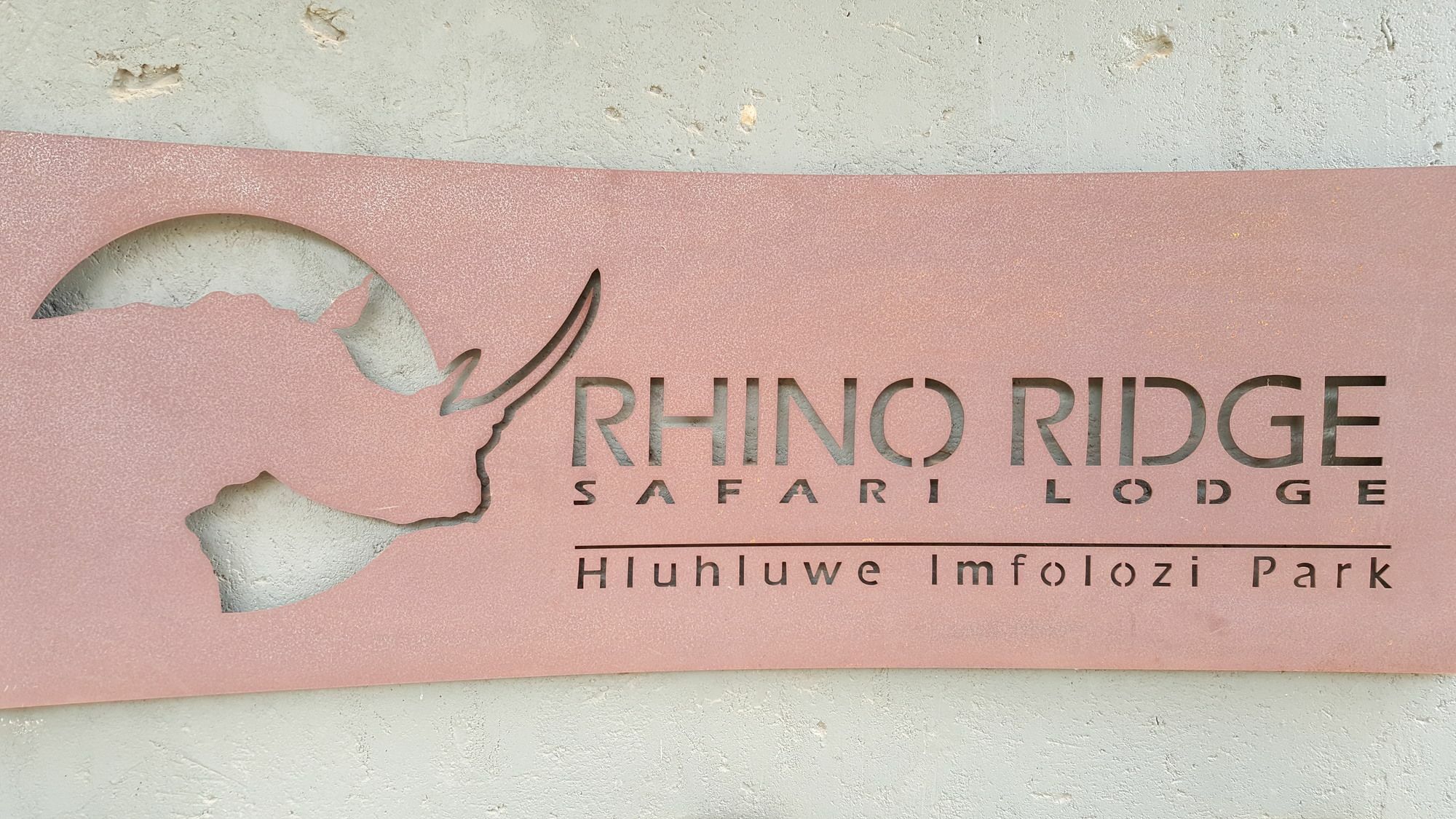 Rhino Ridge Safari Lodge KwaNompondo Экстерьер фото